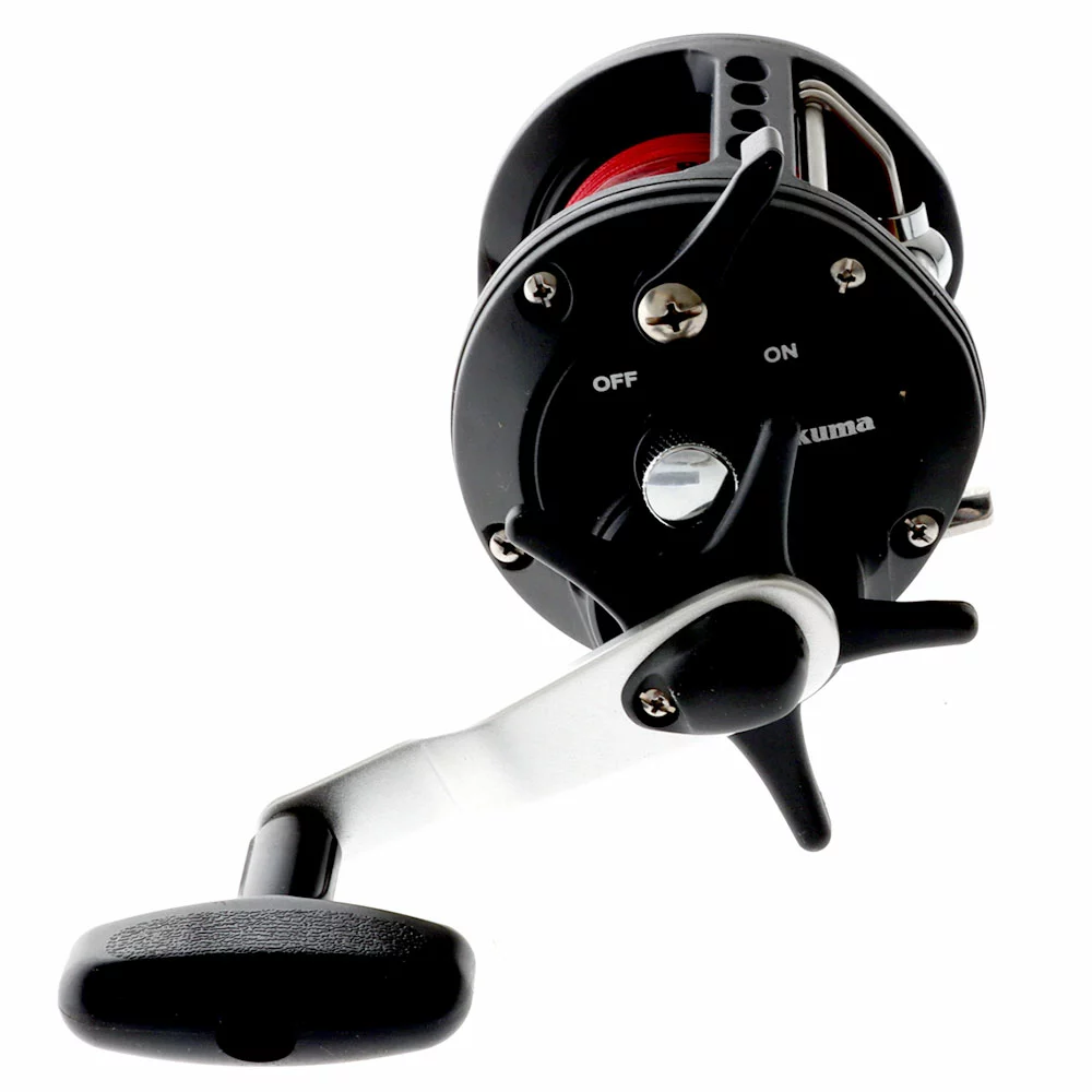 Okuma Classic XT 300L Levelwind Overhead Boat Reel With Leadline On Nylon 3 Okuma Classic XT 300L Levelwind Overhead Boat Reel With Leadline On Nylon