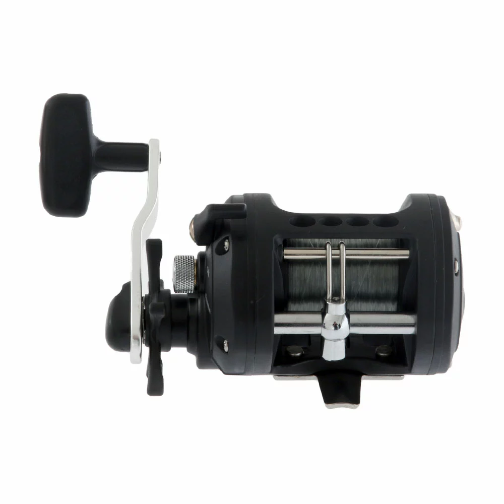 Okuma Classic XT 300L Levelwind Reel With Line 7 Okuma Classic XT 300L Levelwind Reel With Line - Image 5